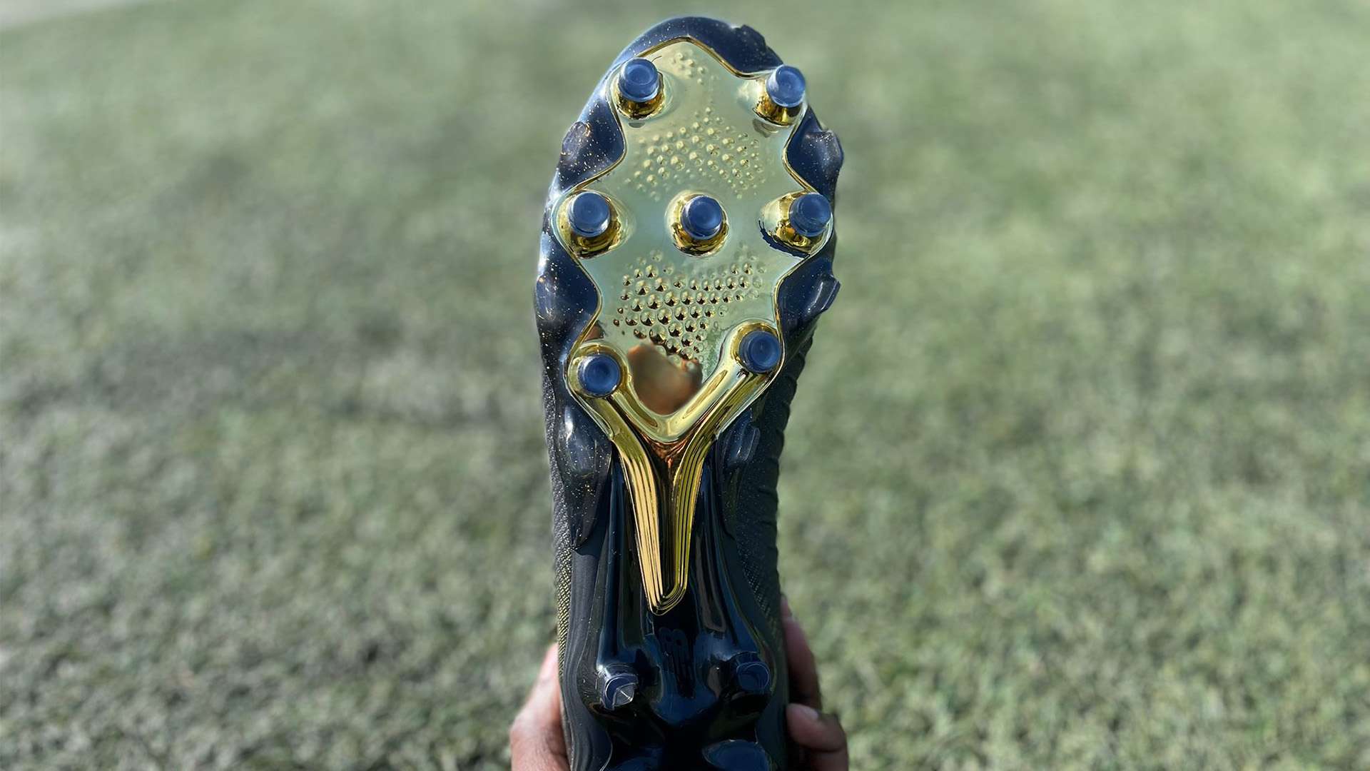 成为足球世 成为足球世